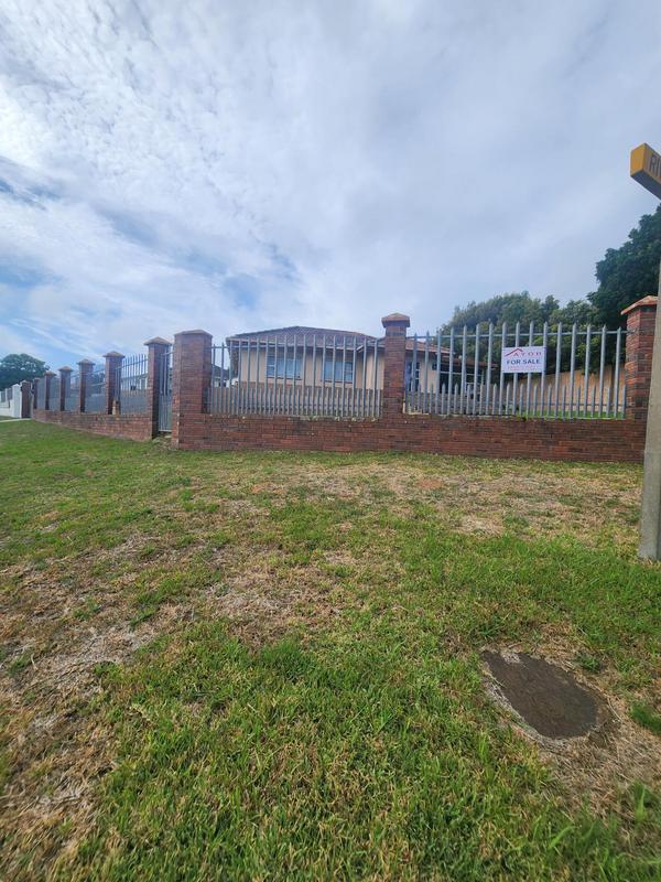 3 Bedroom Property for Sale in Kabega Park Eastern Cape